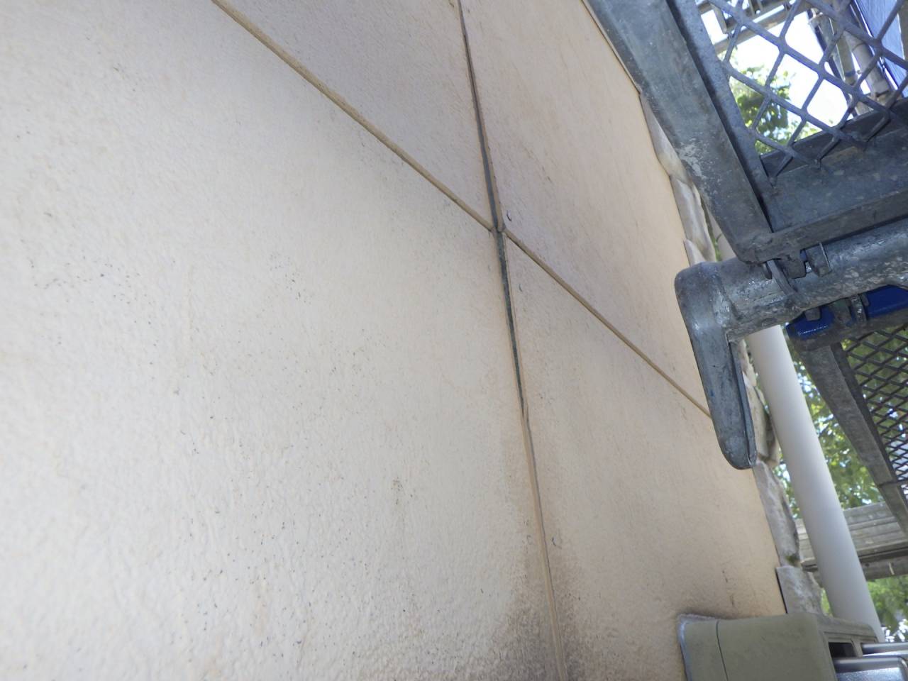 事務所の外壁塗装 ～補修～<br>＠福岡市城南区のリフォーム