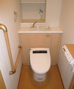 タンクレス風なトイレへ