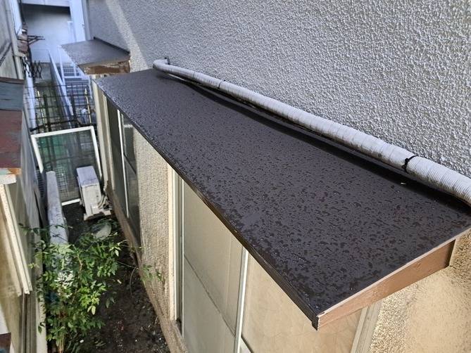 崩れかけの庇をきれいに<br>@福岡市博多区のリフォーム