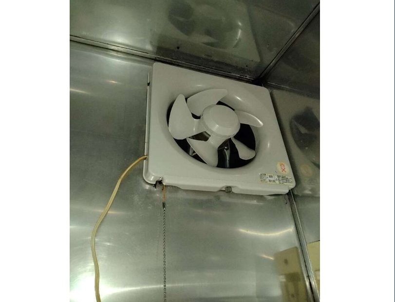 レンジフードのお掃除もおまかせください<br>＠福岡市城南区のリフォーム