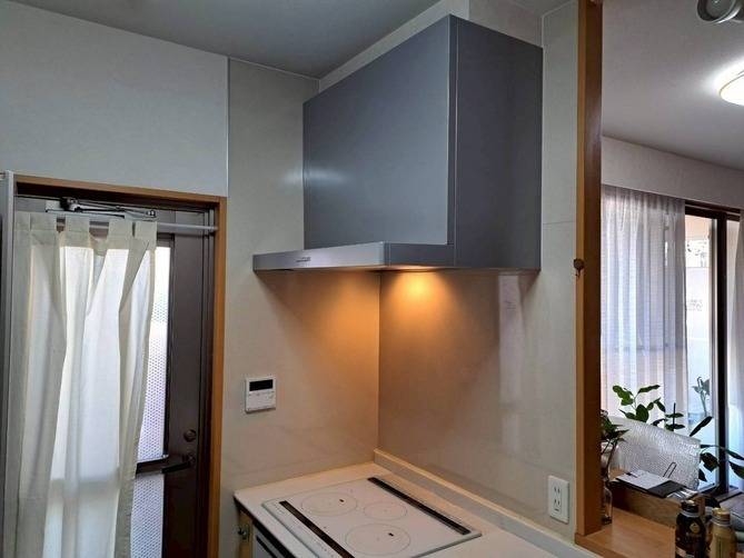 レンジフードを替えるとキッチンの印象が変わります<br>@福岡市城南区七隈のリフォーム